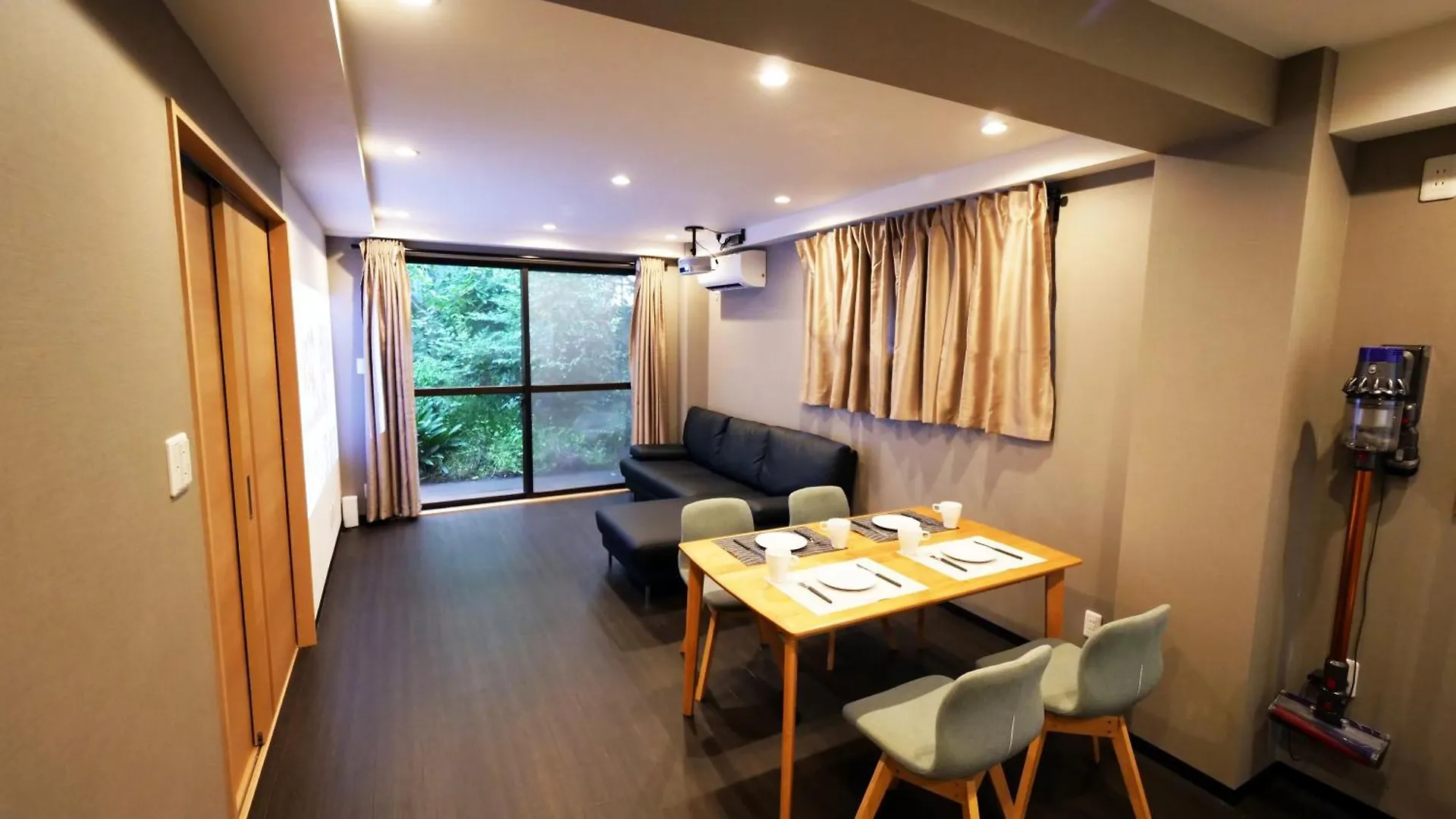 7Ppl Shinjuku Gyoen丶 National Garden丶 Kabukicho丶 Shinjuku Station丶 Golden Gai丶 Tokyo Metropolitan Government Building Yos4 Apartamento